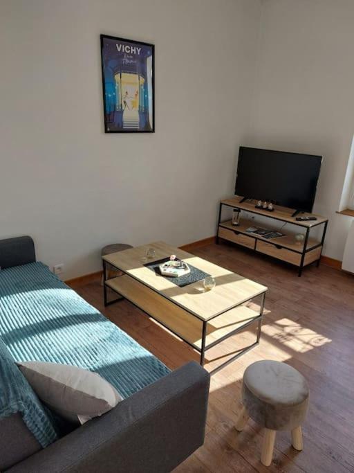 Appartement Proche Des Parcs Vichy Luaran gambar